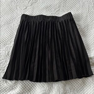 Zara Black A-line Mini Skirt with Pleats